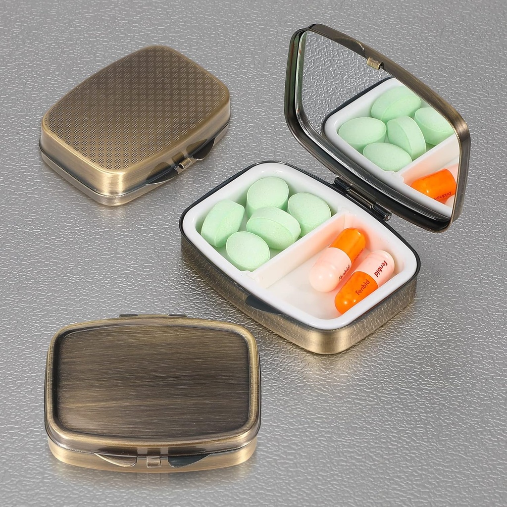 dynippy-pill-case-pill-box-with-mirror-r-3.jpg