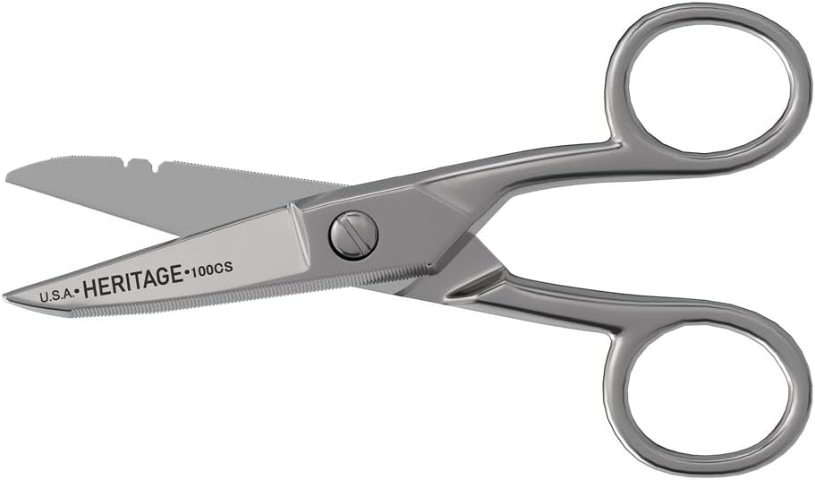 Klein Tools 100CS All-Purpose Precision Nožnice, Made in USA, 5.25-inch Nickel-Plated Snips, Blunt Tip, a Wire Striping Notches, Multi-Purpose pre profesionálne a domáce použitie