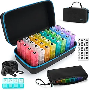 Yewltvep Mesačné pilulky Usporiadateľ 4 Časy denne, pilulky Box Organizátor s 32 Daily Compartments, 30 Denné pilulky Organizátor 4 Časy denne pilulky Holder s tvrdým shell cestovanie prípad+Týždenné pilulky taška 4 Časy denne
